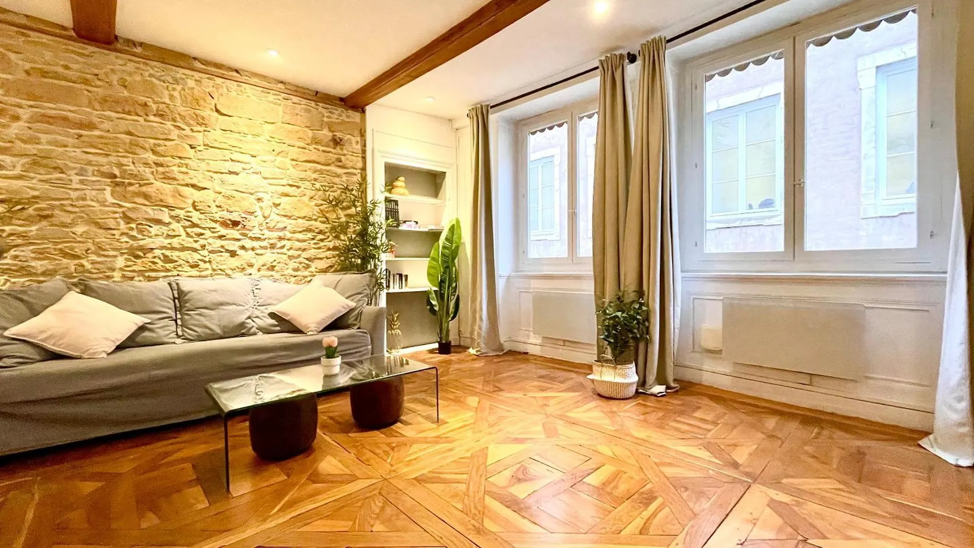 Bngo I Luxe & Confort I Lyon Centre, 4 Personnes, Toilette Separe, Place Des Terreaux דירה